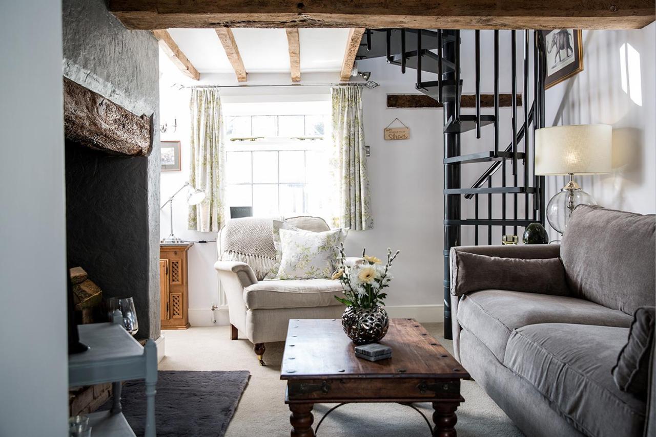 The Cottage And The Nook Gretton  Exteriör bild